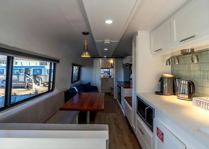 Unique Airstream In Downtown Az Near Whiskey Row Holiday home